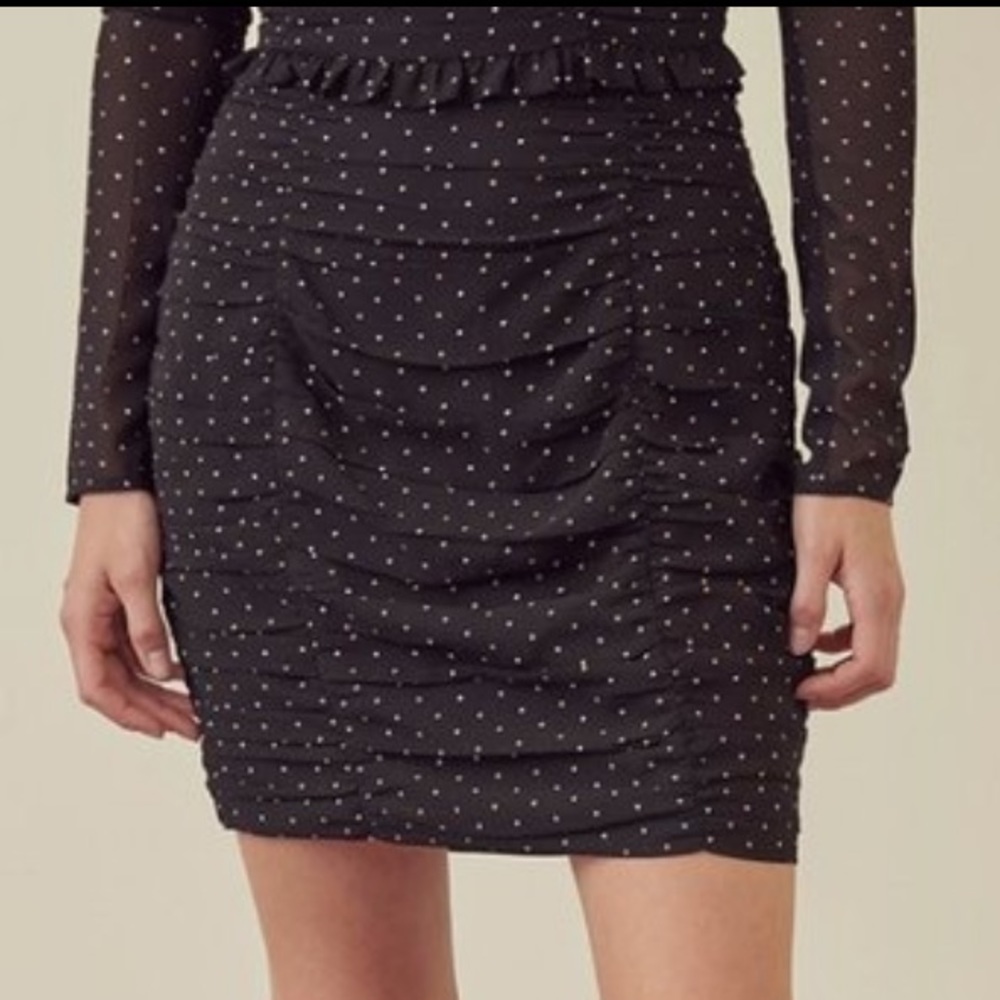 NWT -Storia Black Ruched Skirt